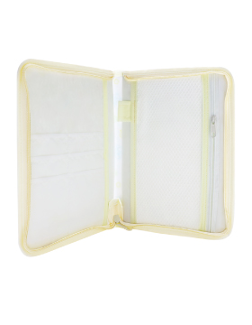 マルチに使える「母子健康手帳ケース」｜トツキトオカ